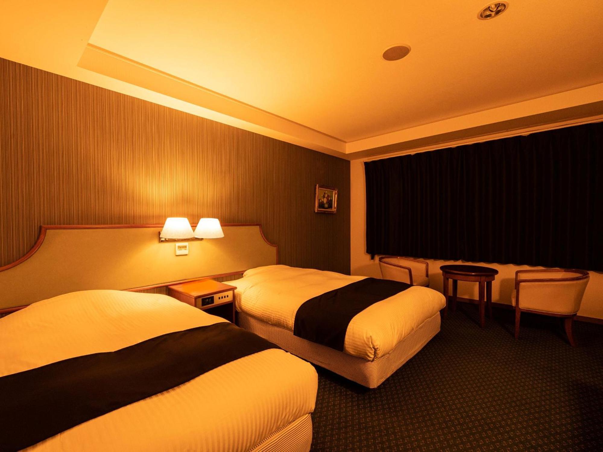 โรงแรม Ooedo Onsen Monogatari Premium Fugetsu