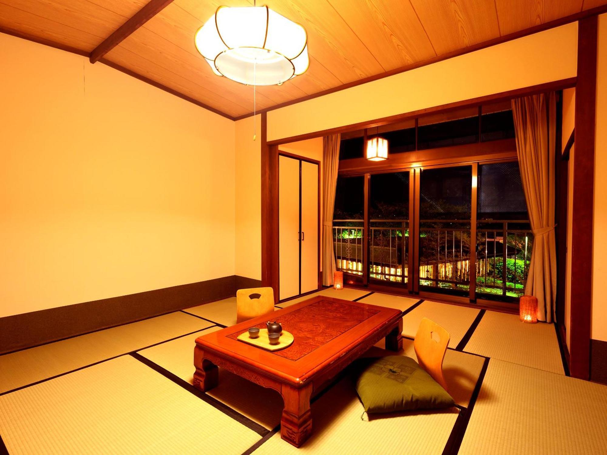 酒店 Ooedo Onsen Monogatari Premium Fugetsu 4*