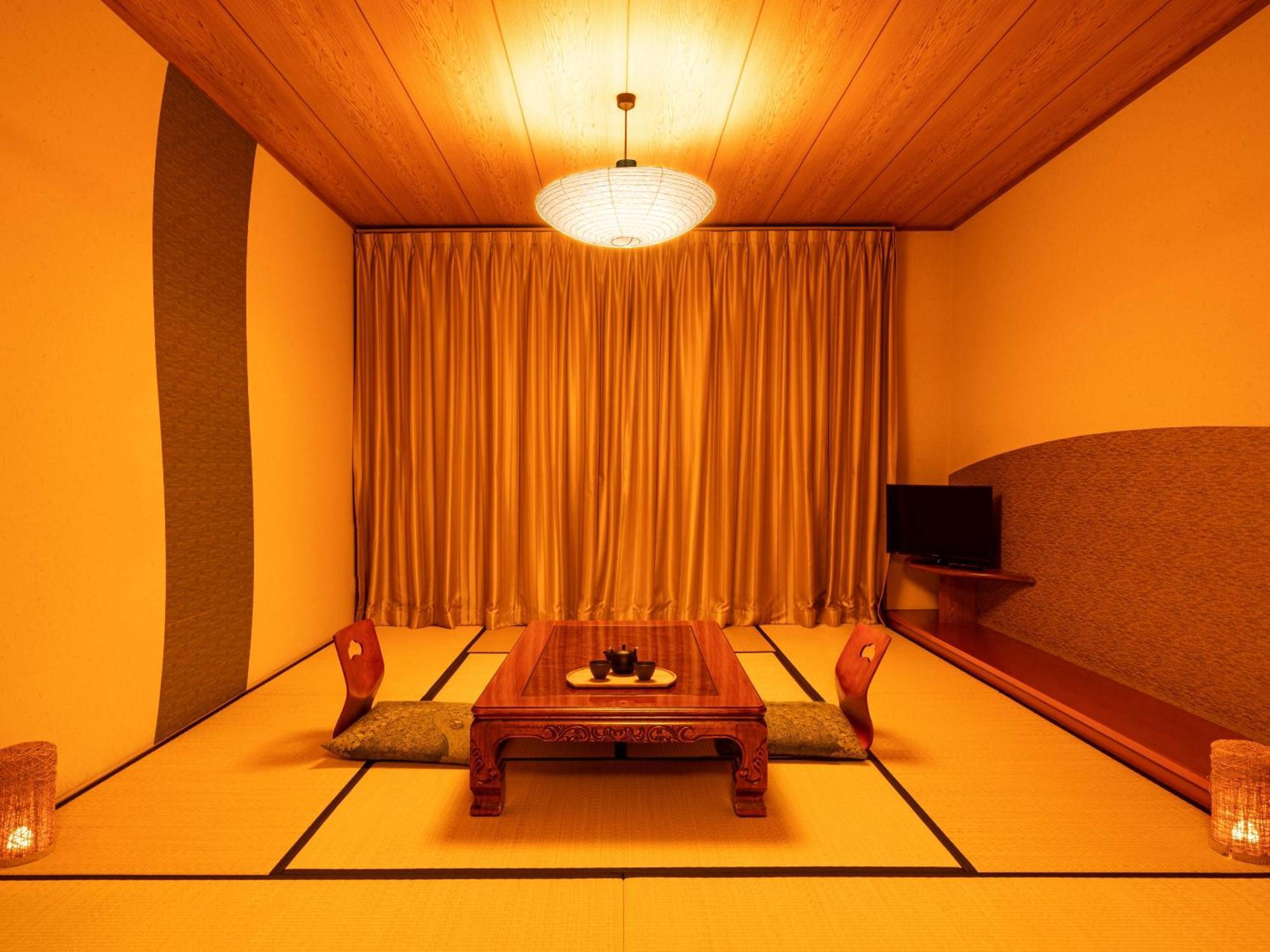 โรงแรม Ooedo Onsen Monogatari Premium Fugetsu เบ็ปปุ